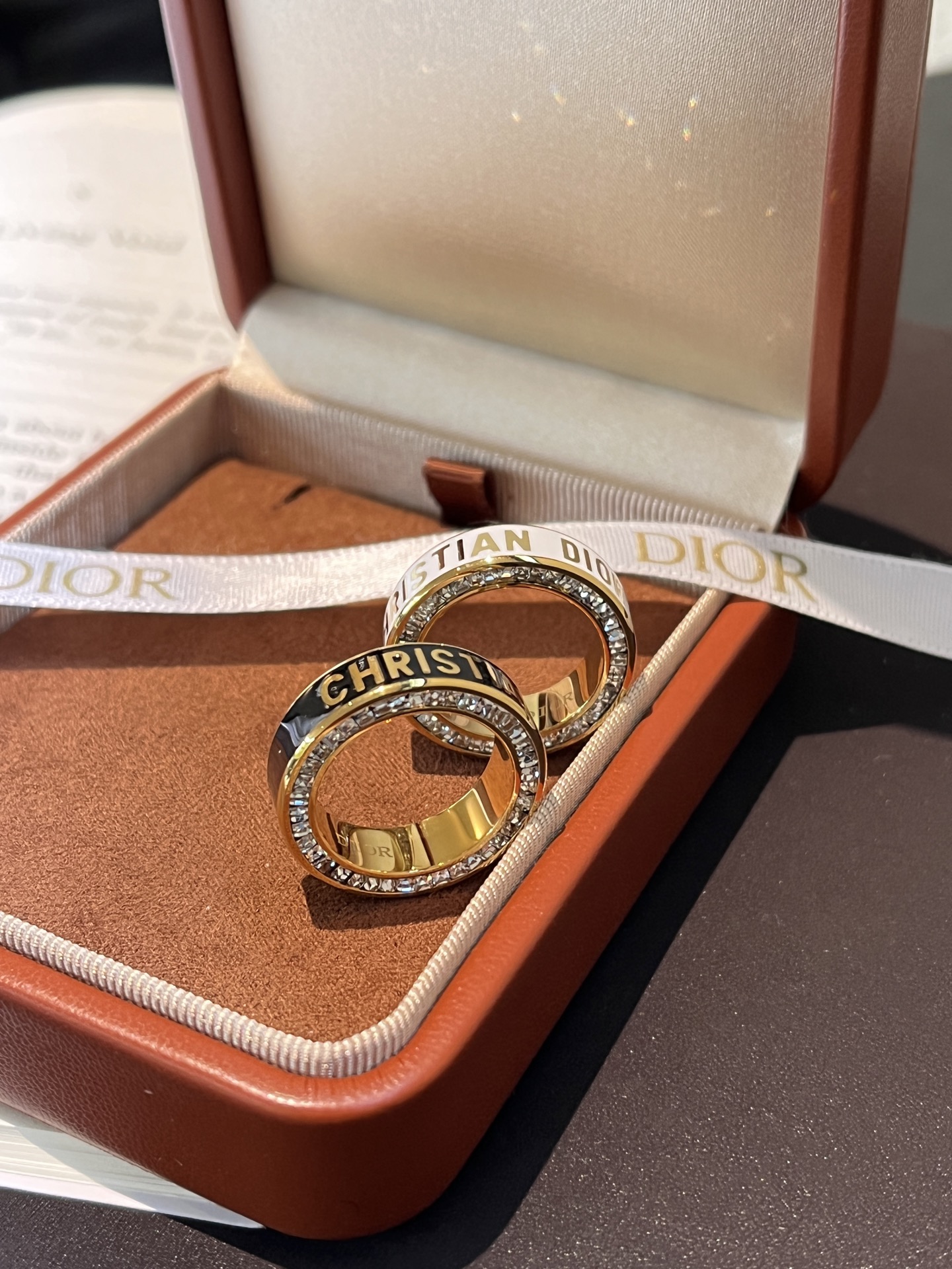 Designer Luxury J165 Ring