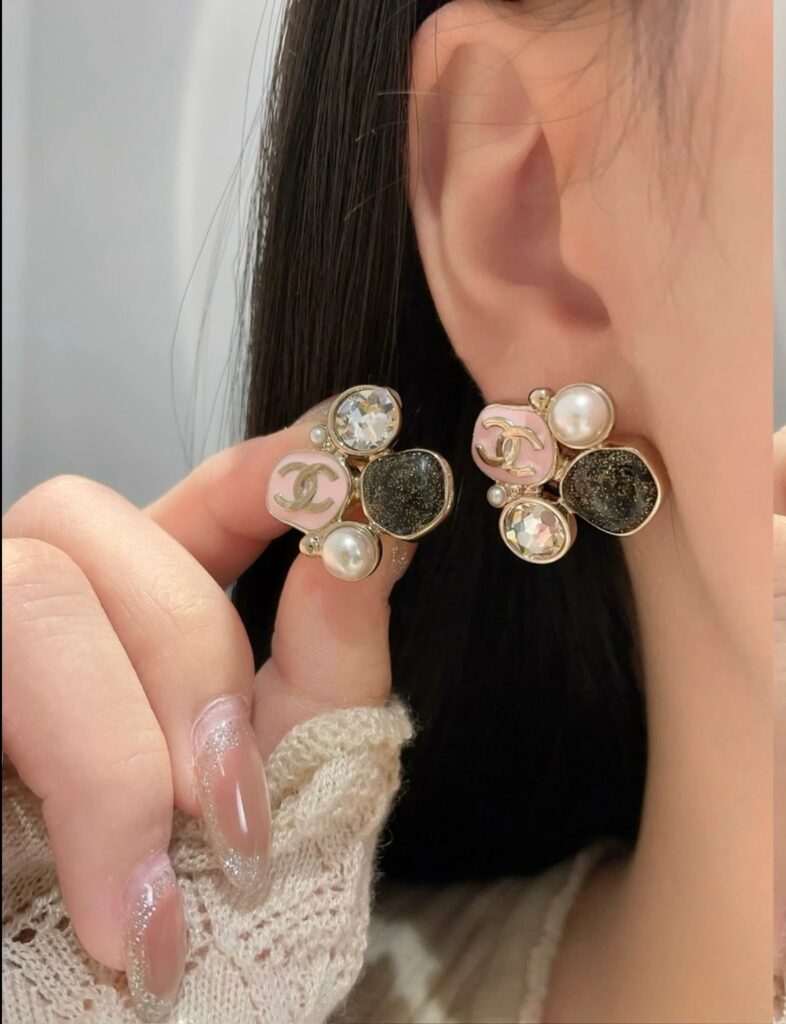 Designer Ring editorial product context 3