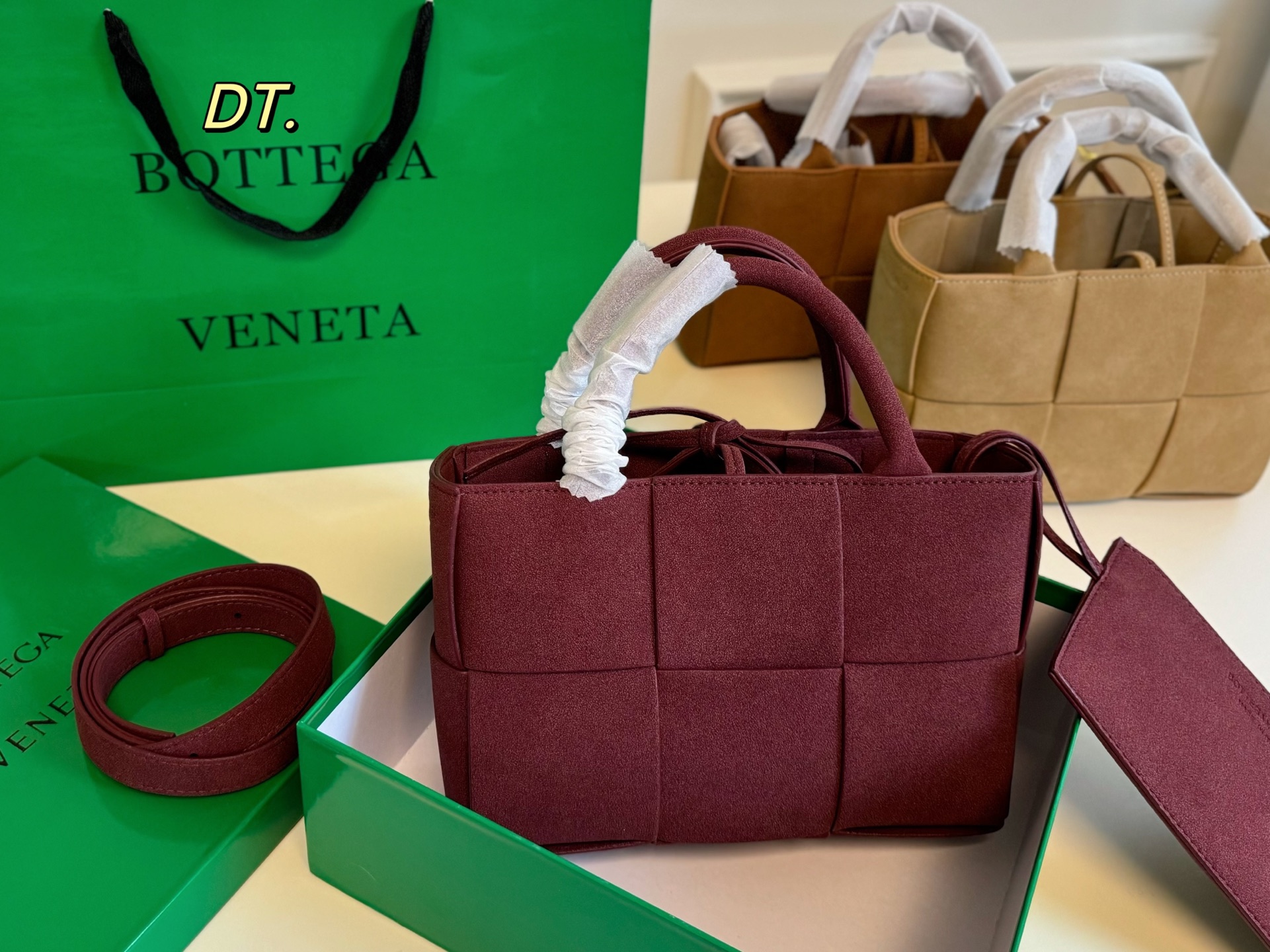 Bottega Veneta P135 size 24 17 cassettes Tote Bag