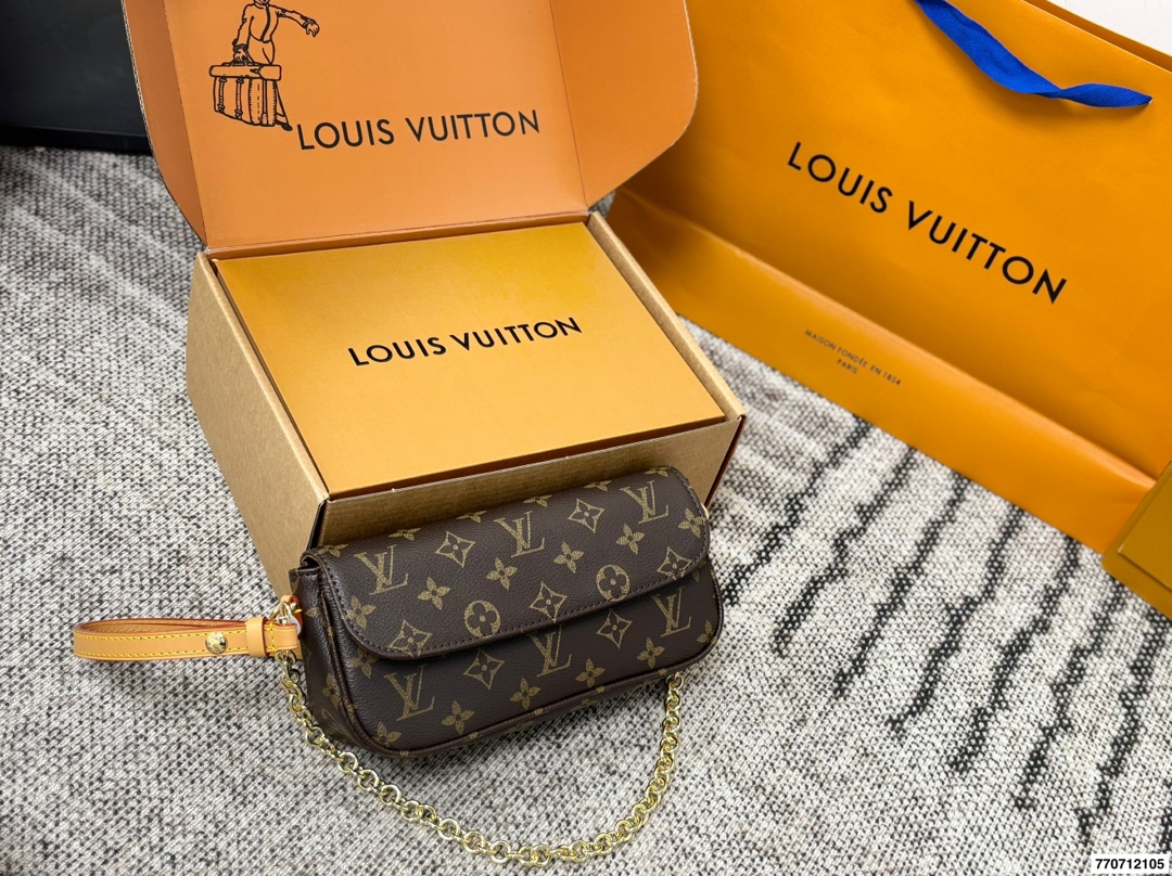 Louis Vuitton p120 21 12 Bag