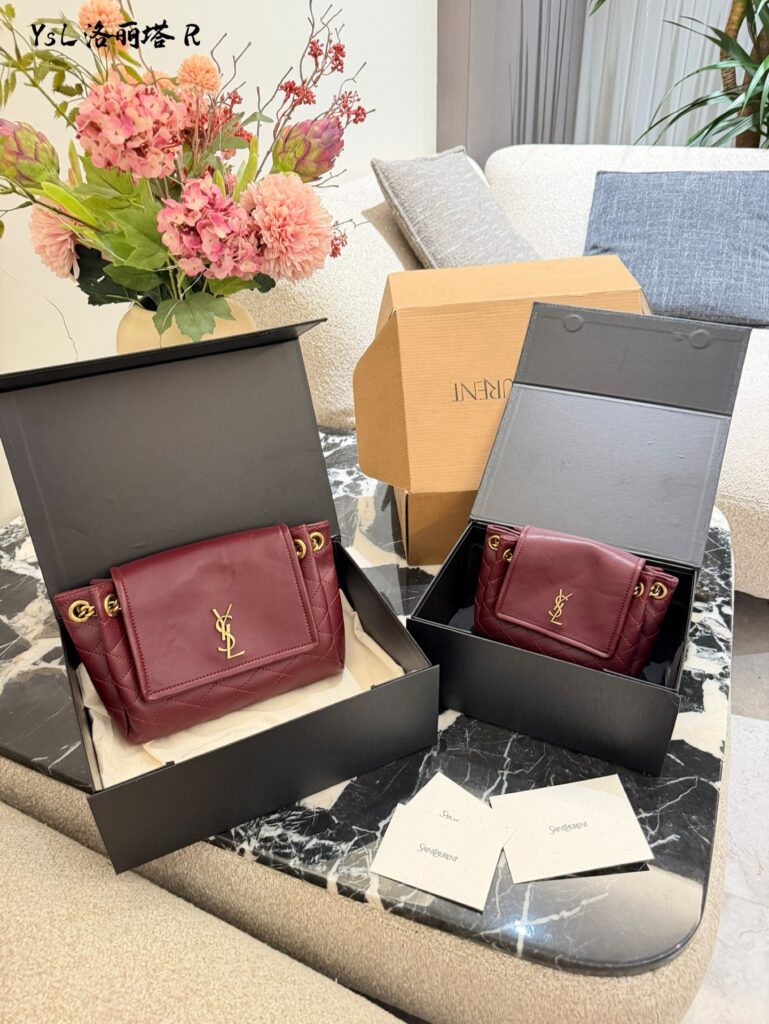 Saint Laurent P155p165 Nolina Monogram Nolita Ysi 20 Handbag 23 cm editorial product context 2
