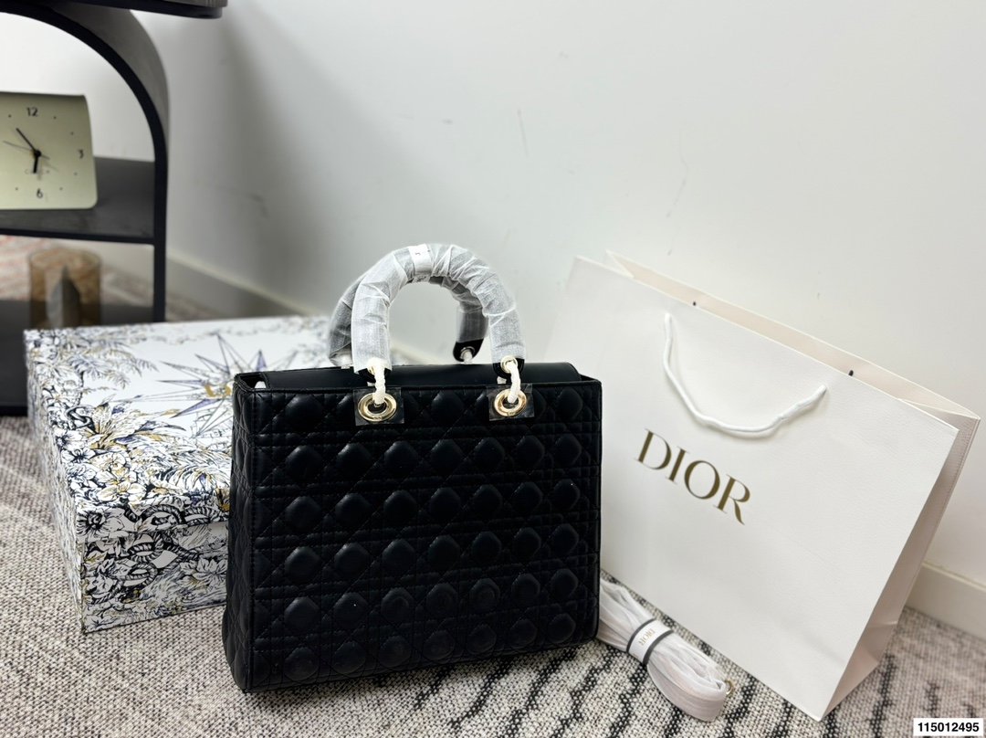 Dior p150 33 26 Large Bag