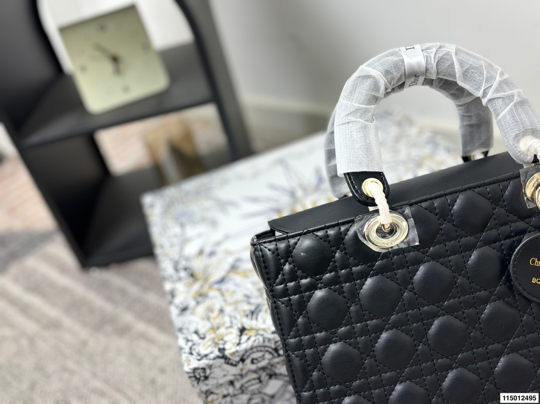 Dior p150 33 26 Large Bag