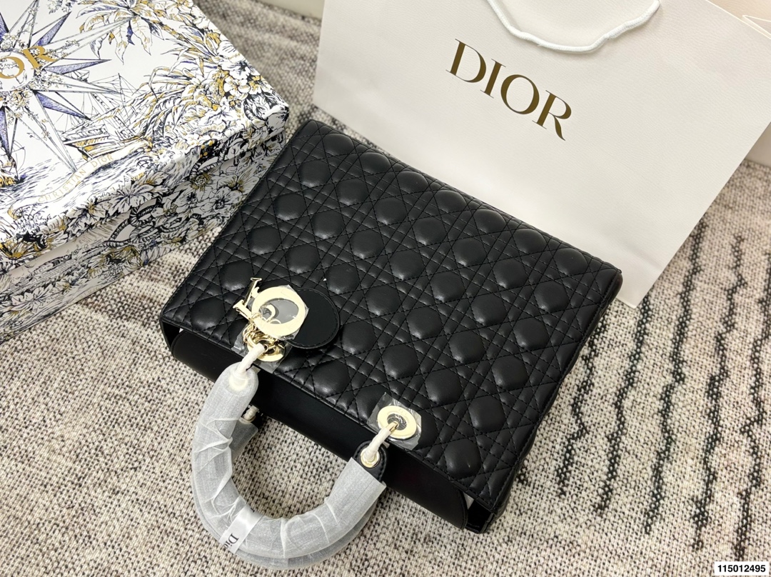Dior p150 33 26 Large Bag