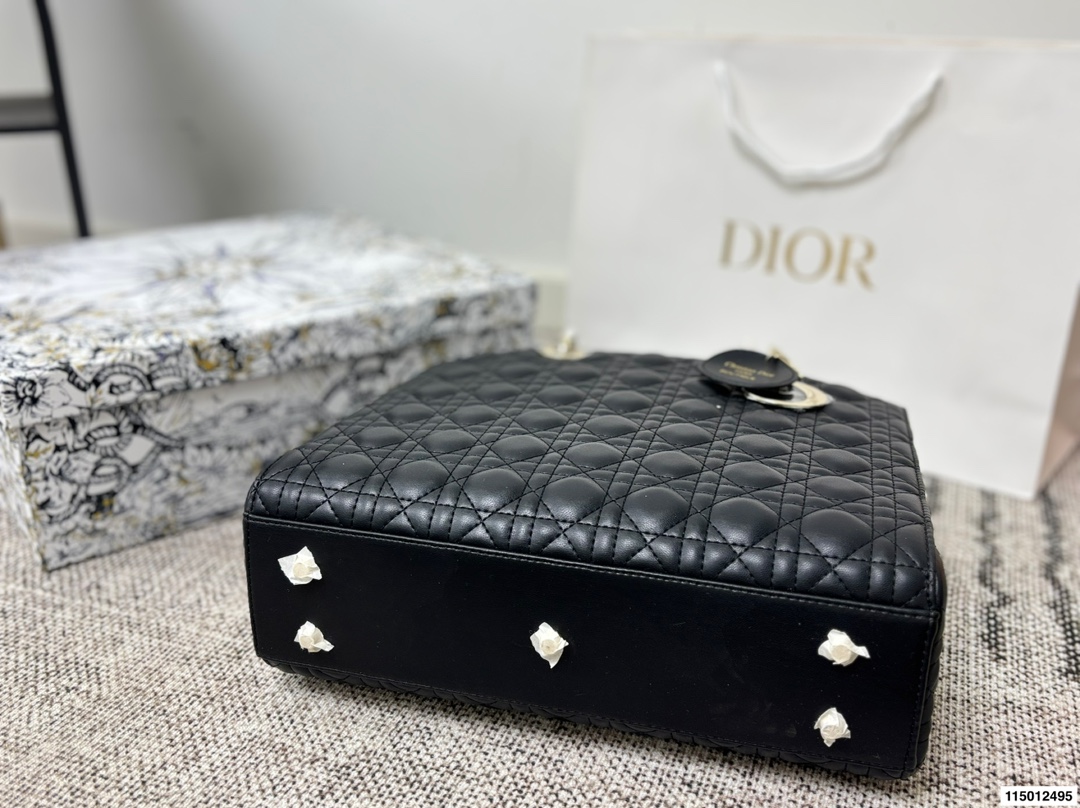 Dior p150 33 26 Large Bag