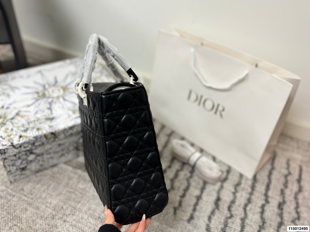 Dior p150 33 26 Large Bag
