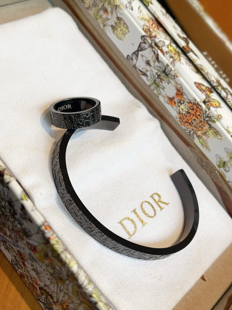 Designer S497 Ring editorial product context 3