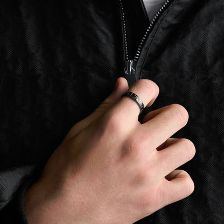 Designer Luxury J167 Ring