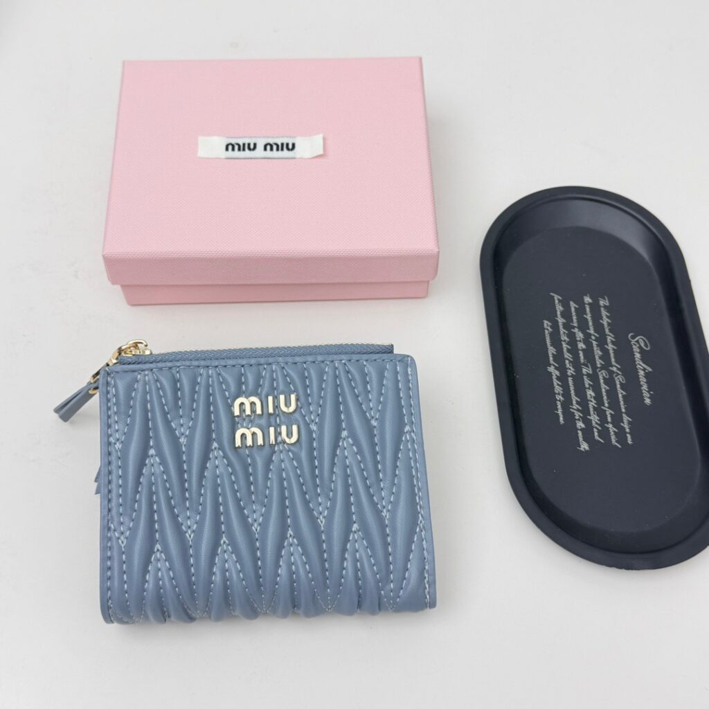 Miu Miu P80 790 11 10 Bag 11.5 x 10 editorial product context 2