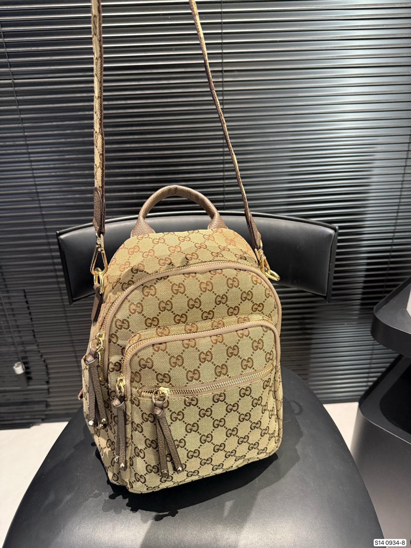 Luxury P105 24 29 0934 Backpack