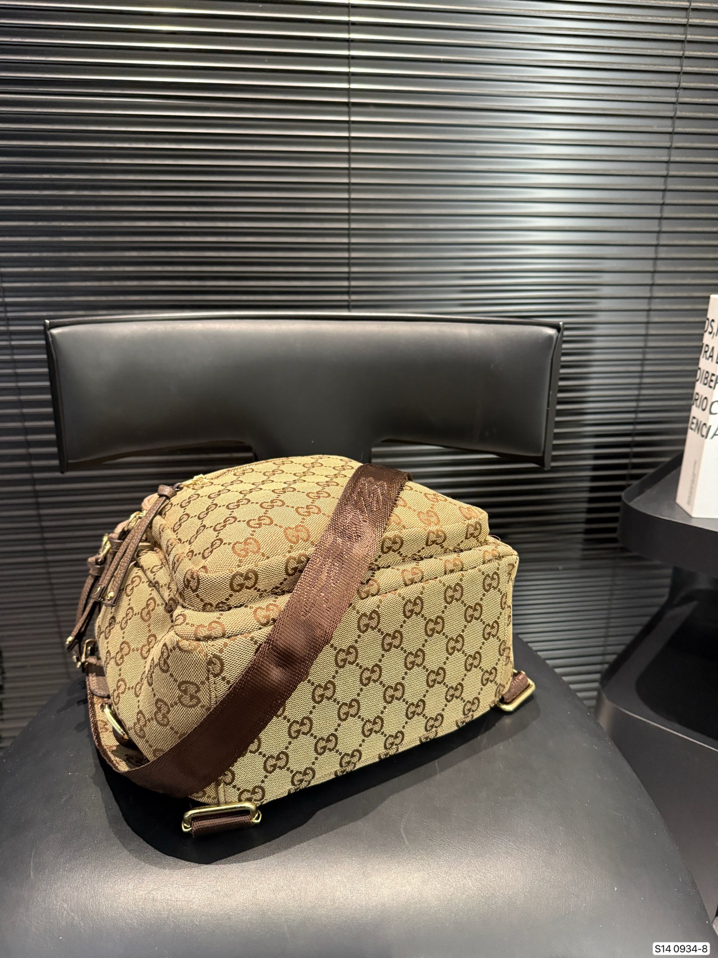 Luxury P105 24 29 0934 Backpack