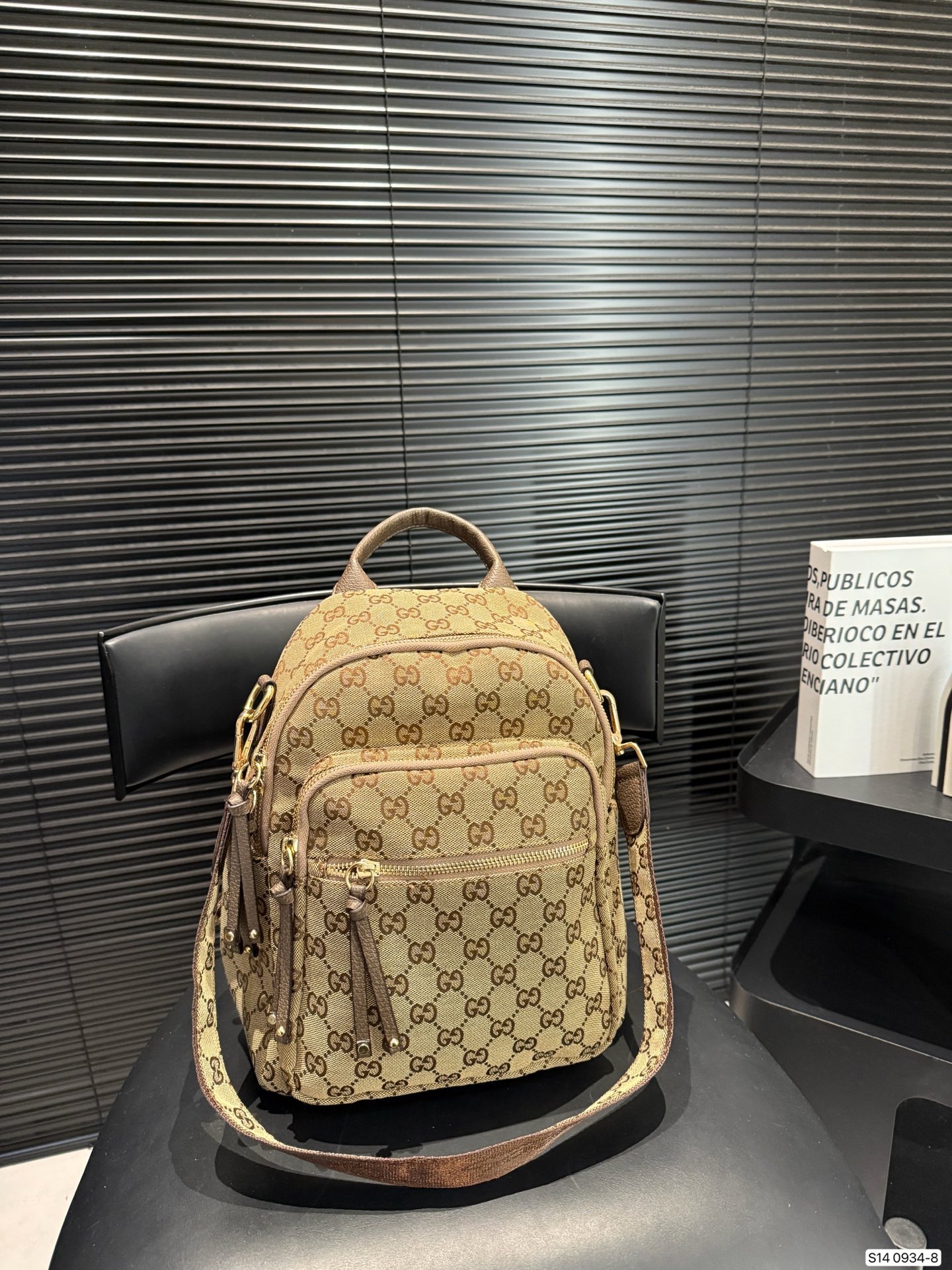 Luxury P105 24 29 0934 Backpack