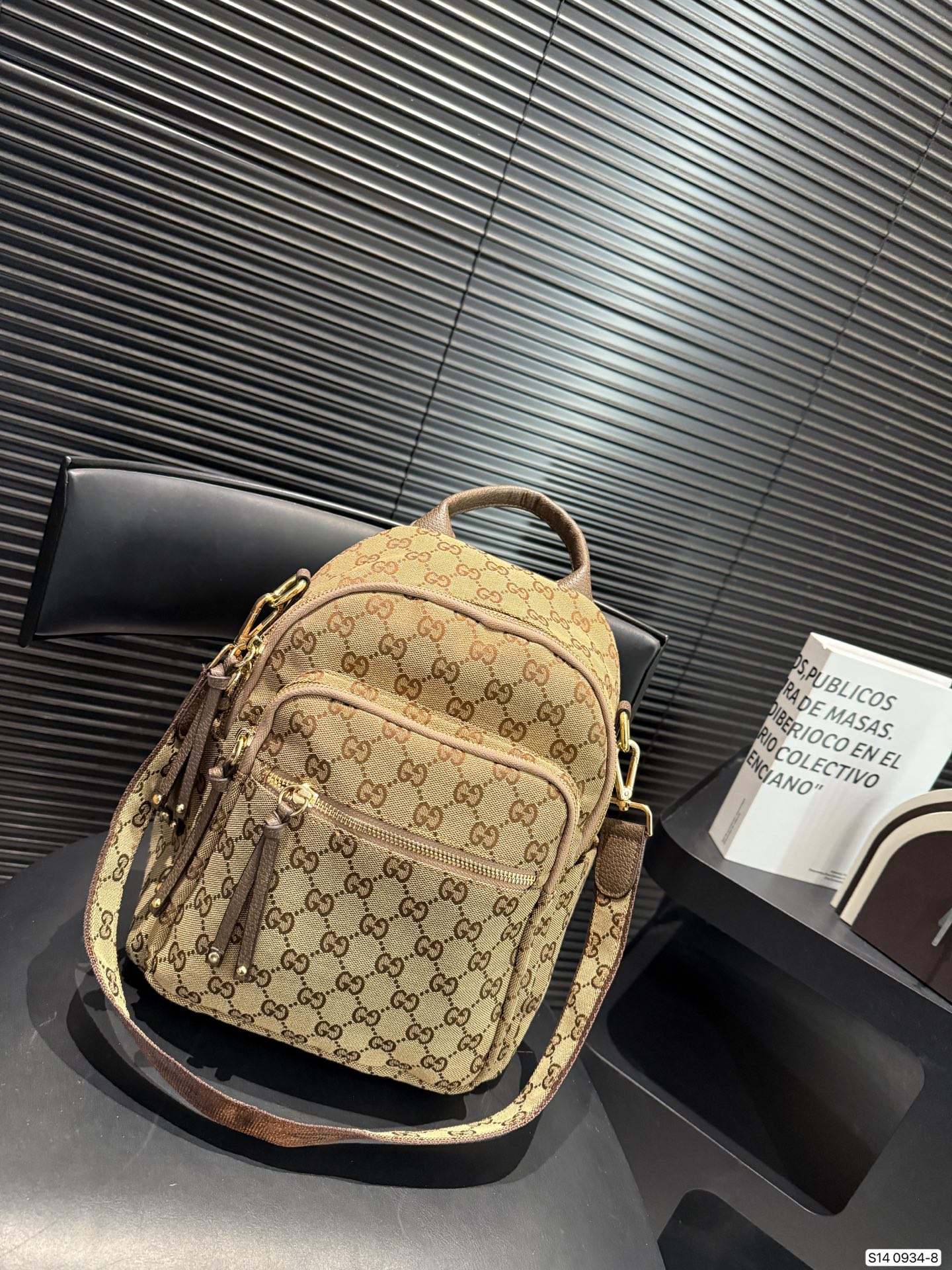 Luxury P105 24 29 0934 Backpack