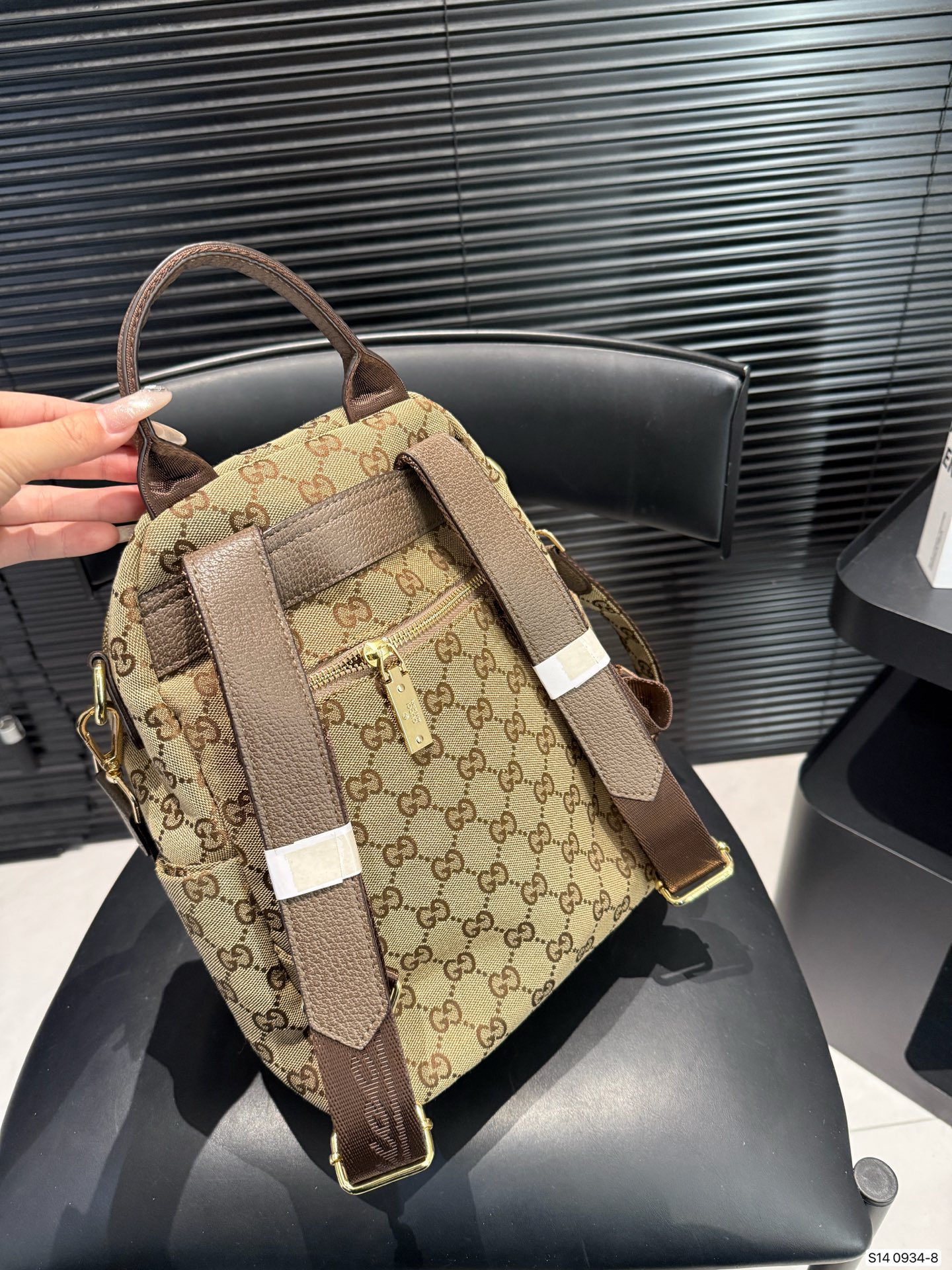 Luxury P105 24 29 0934 Backpack
