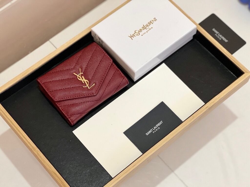Saint Laurent Black Leather Wallet 11 x 10 x 2 cm editorial product context 3