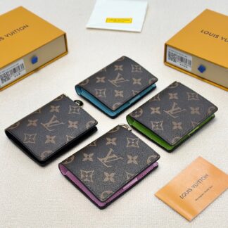 Louis Vuitton P80 11 X9 MPortefeuille Lisa Monogram Wallet