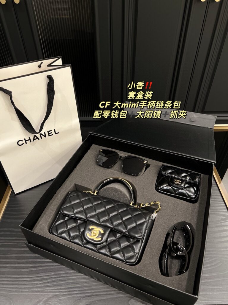 Chanel Cf Mini I Phone Pro Mini Red Card Holder editorial product context 1
