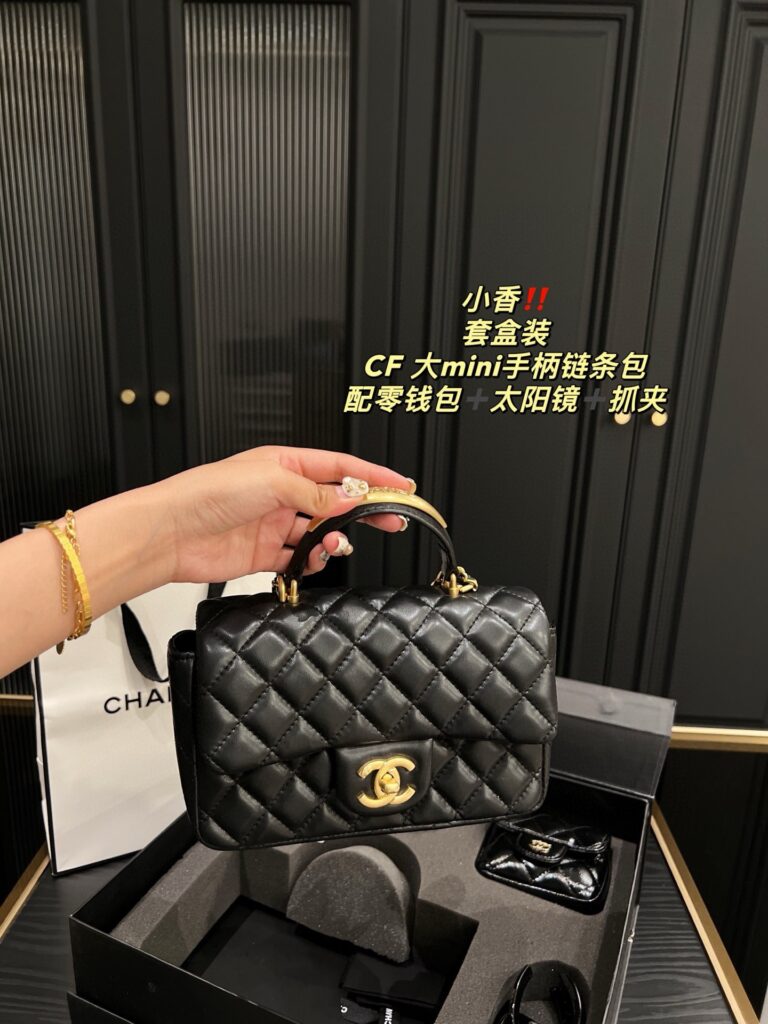 Chanel Cf Mini I Phone Pro Mini Red Card Holder editorial product context 2