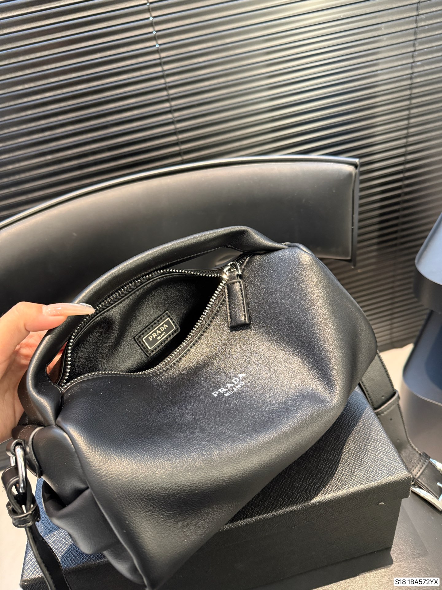 Prada P125 22 12 BA572 Bag