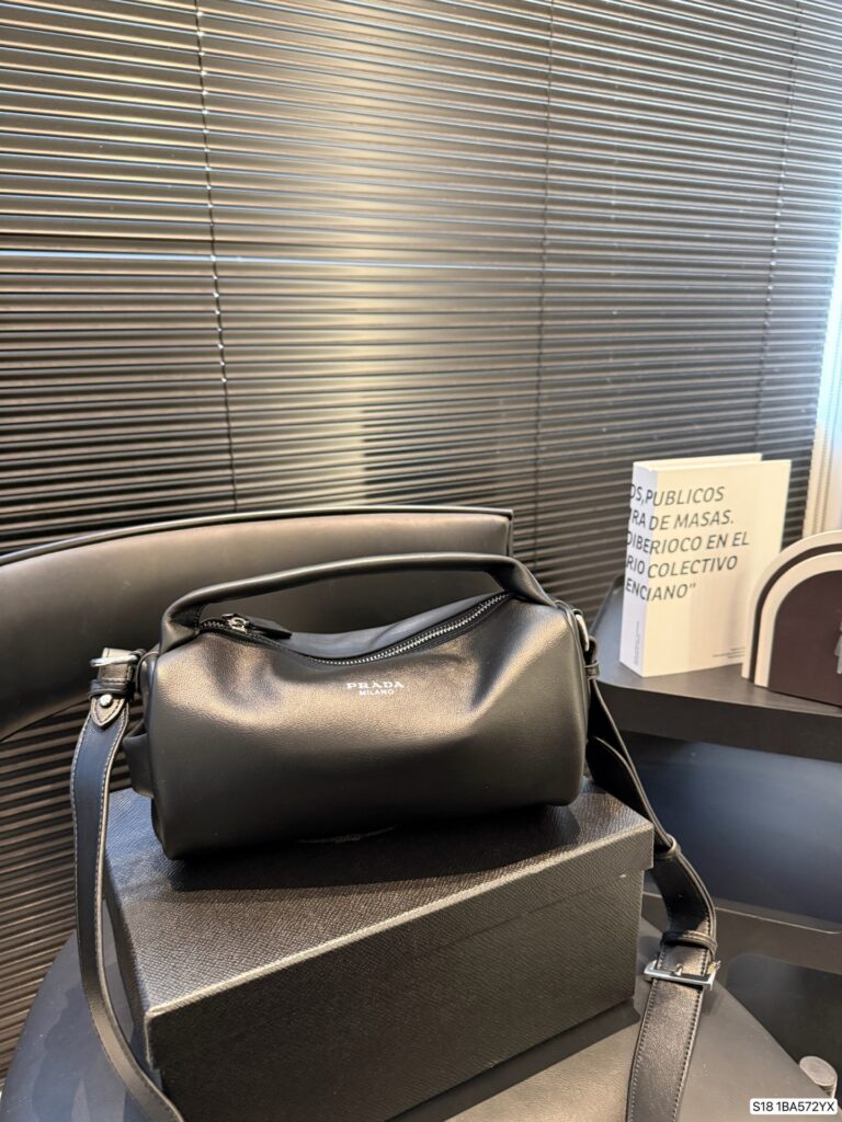 Prada Ba572 Bag editorial product context 3