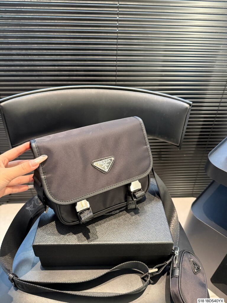 Prada Bd540 Bag editorial product context 2
