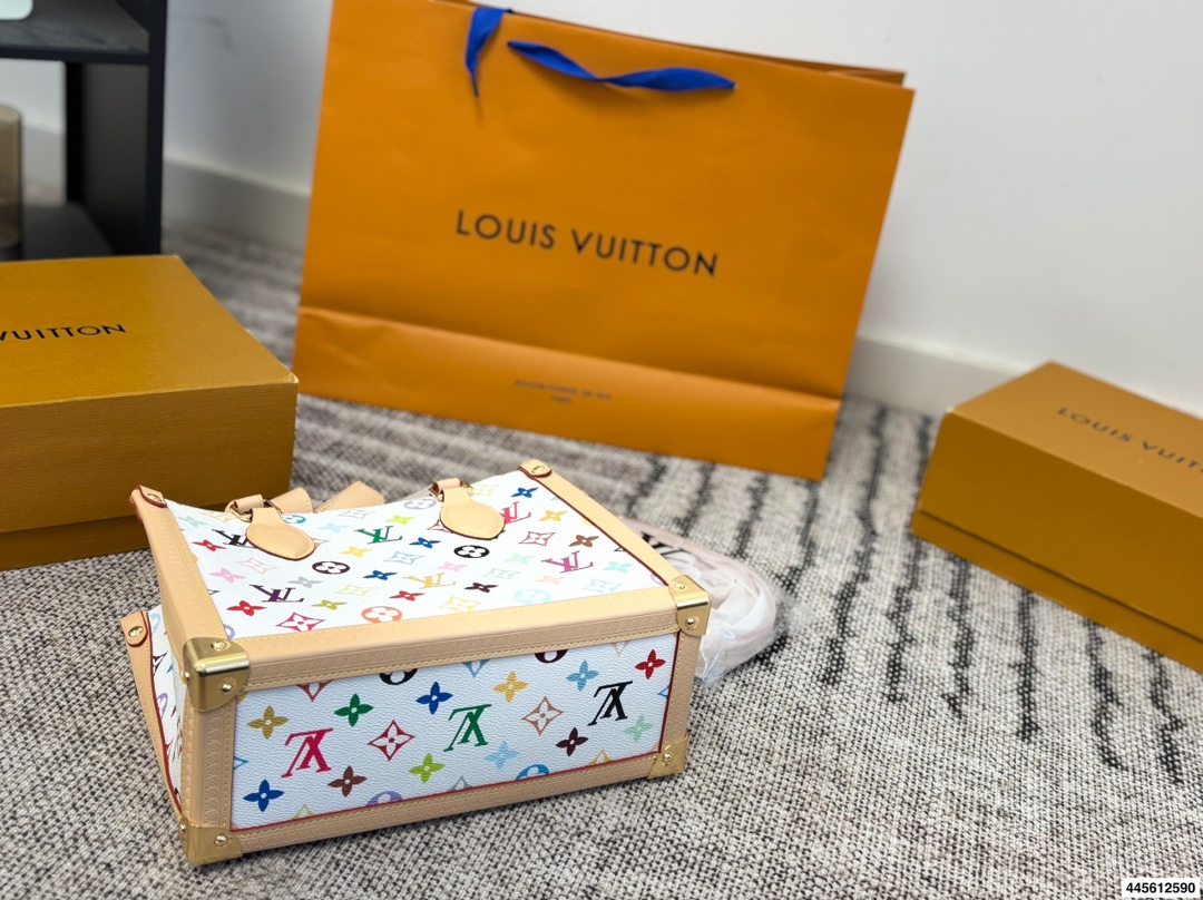 Louis Vuitton p155 26 20 Tote Bag