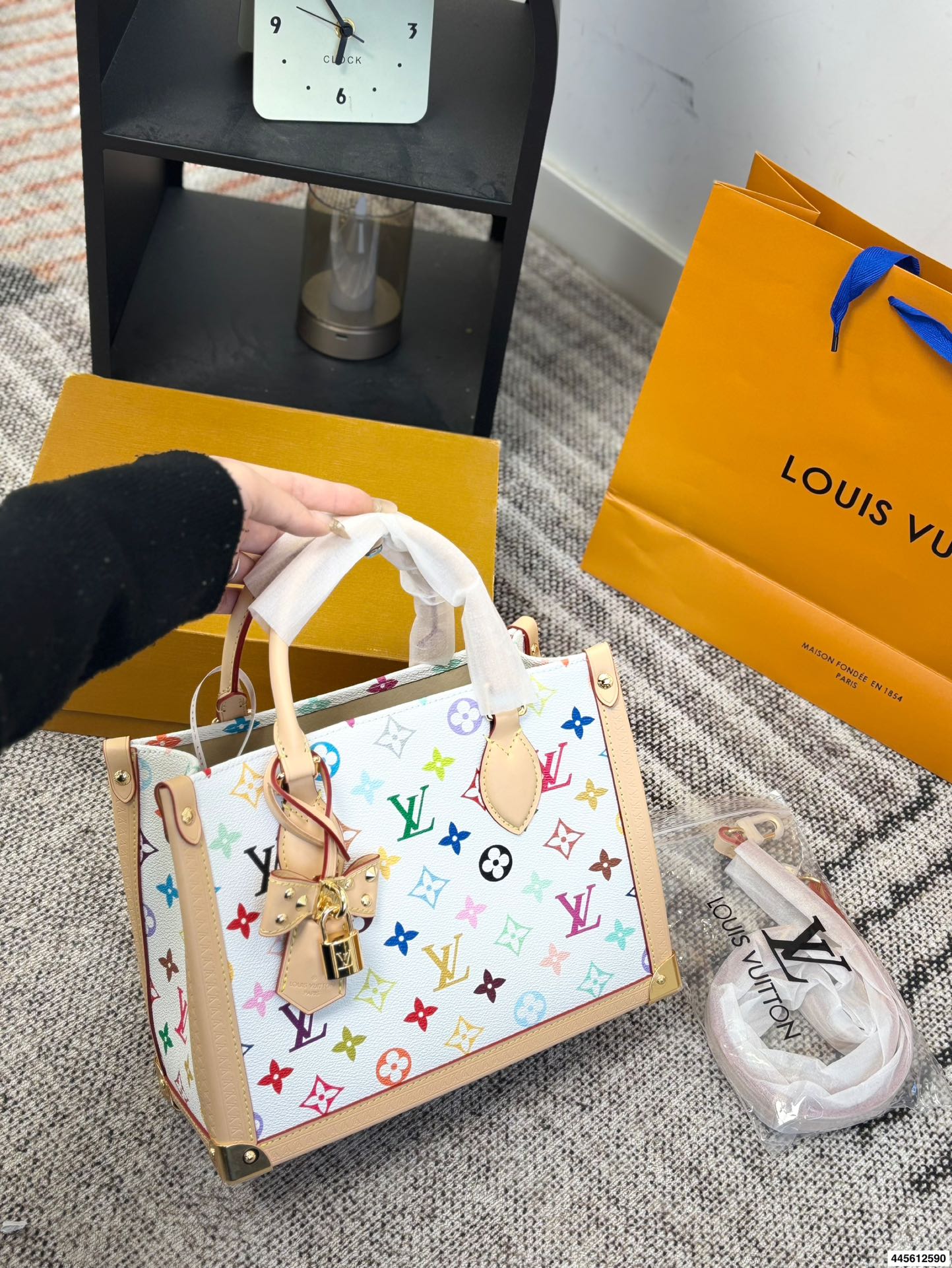 Louis Vuitton p155 26 20 Tote Bag