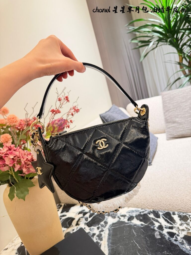 Chanel Black Calfskin Leather Crossbody Bag 20 cm editorial product context 1