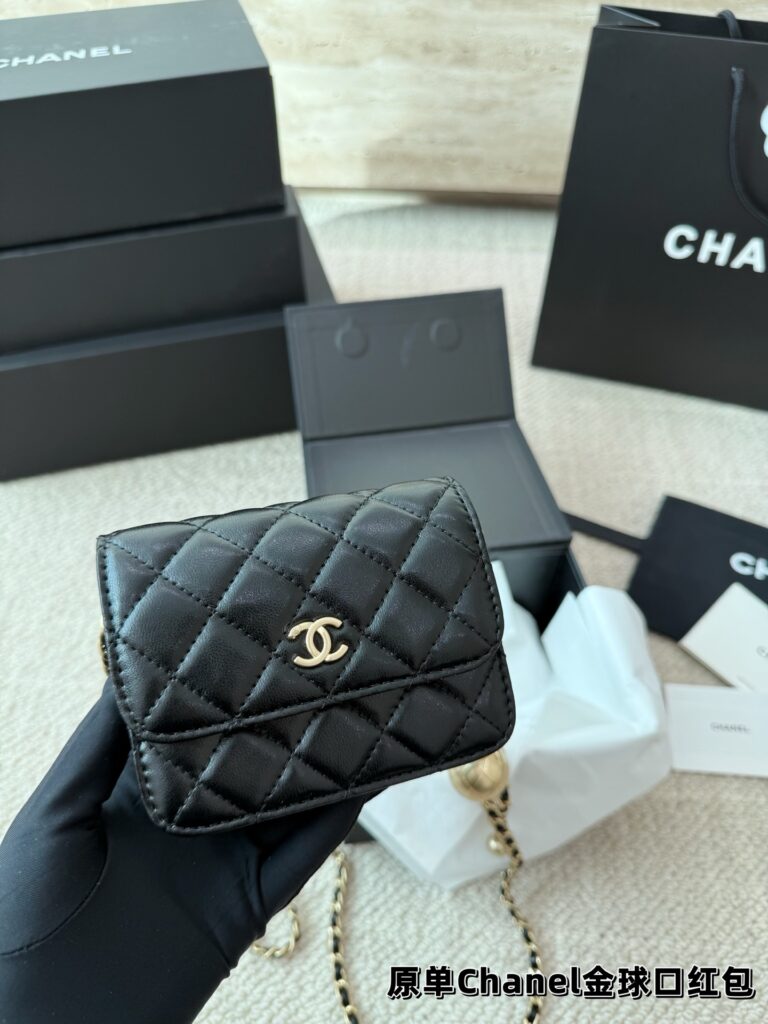 Chanel Black Belt editorial product context 3