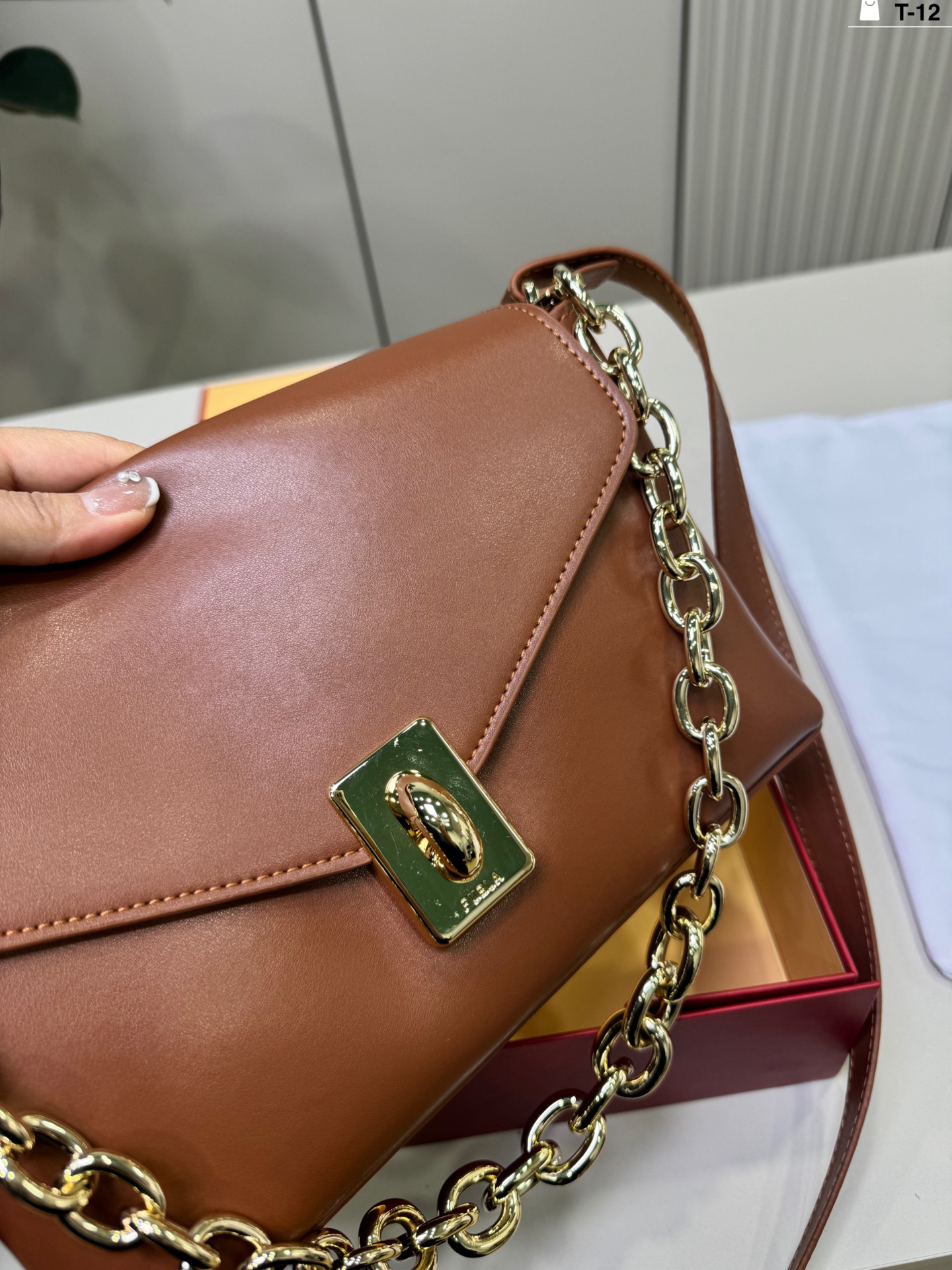 Luxury p150 T-12 25 15 Furla Meridiana Crossbody Bag