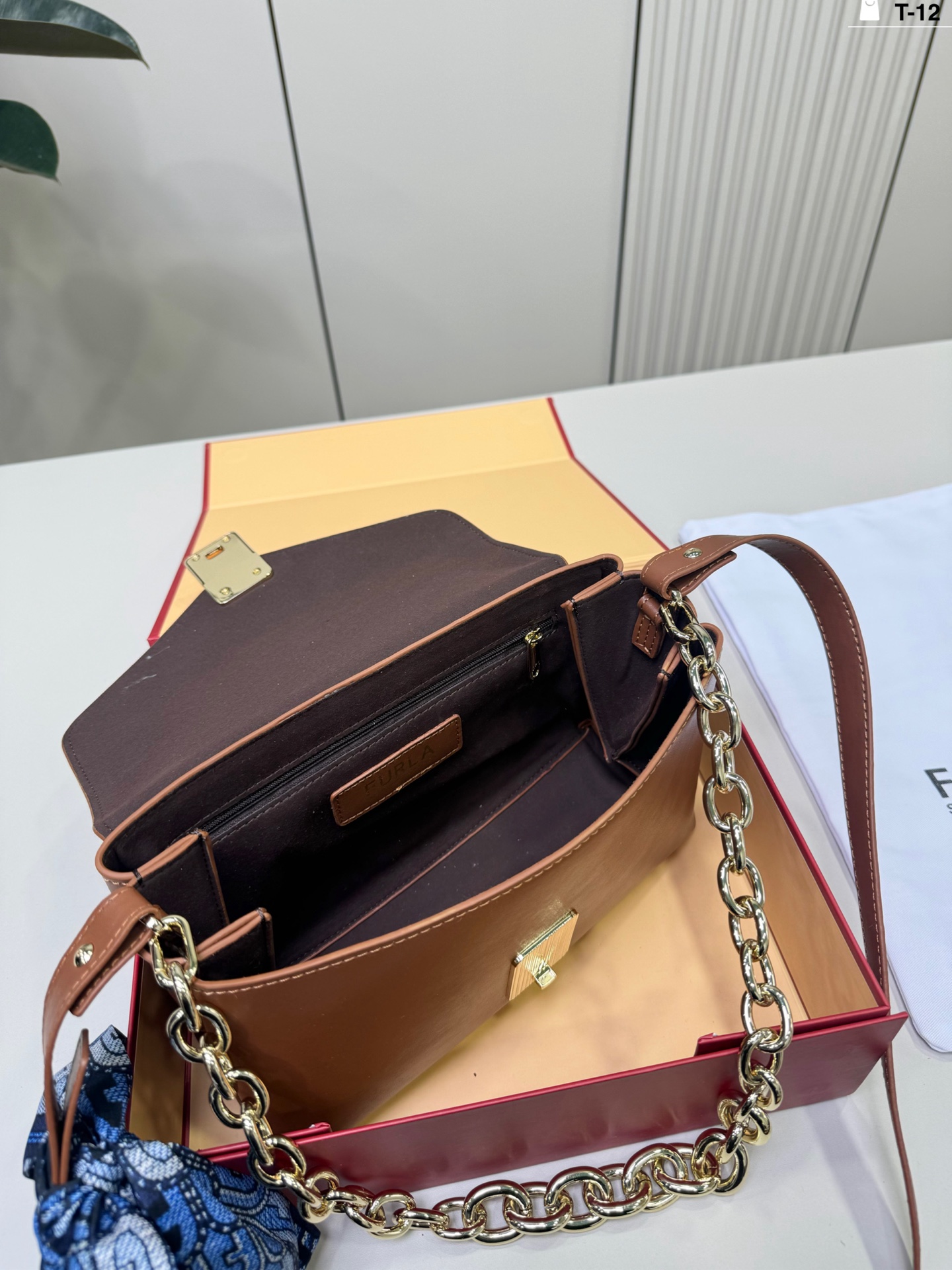 Luxury p150 T-12 25 15 Furla Meridiana Crossbody Bag