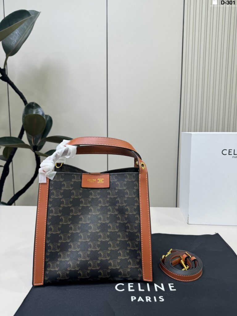 Celine Cubo Small Handbag 18 x 21 cm editorial product context 1