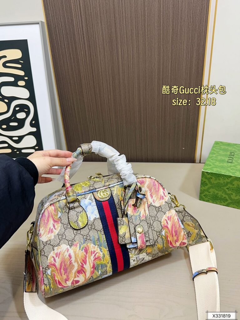 Gucci Ophidia Bag editorial product context 2