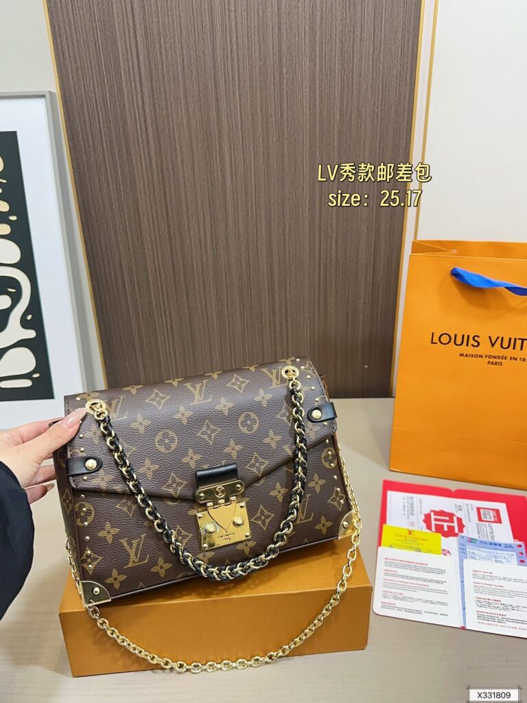 Louis Vuitton 110 25 17 Bag editorial product context 2