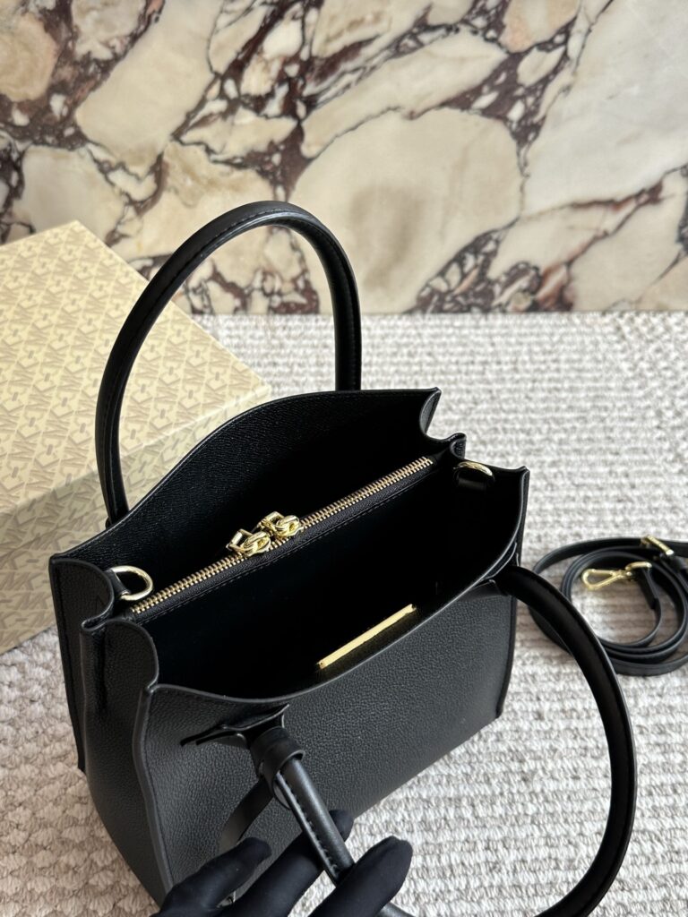 Designer Mk Small Tote Bag 22 cm editorial product context 2