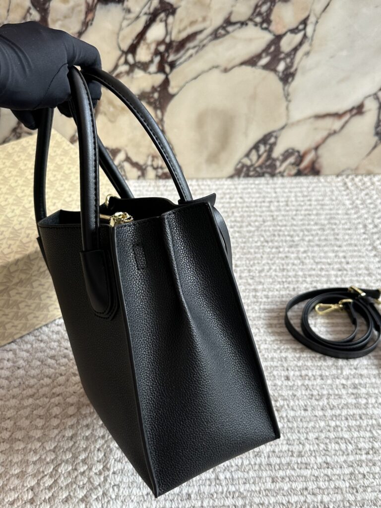Designer Mk Small Tote Bag 22 cm editorial product context 3