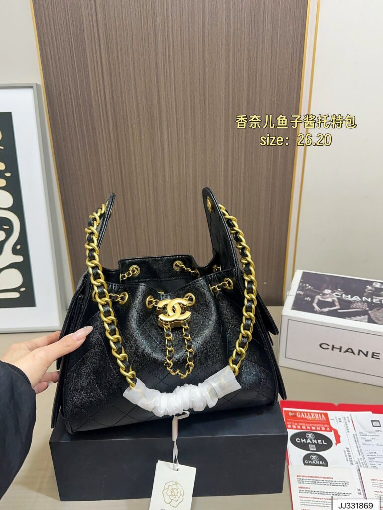 Chanel 170 26 20 Tote Bag editorial product context 2