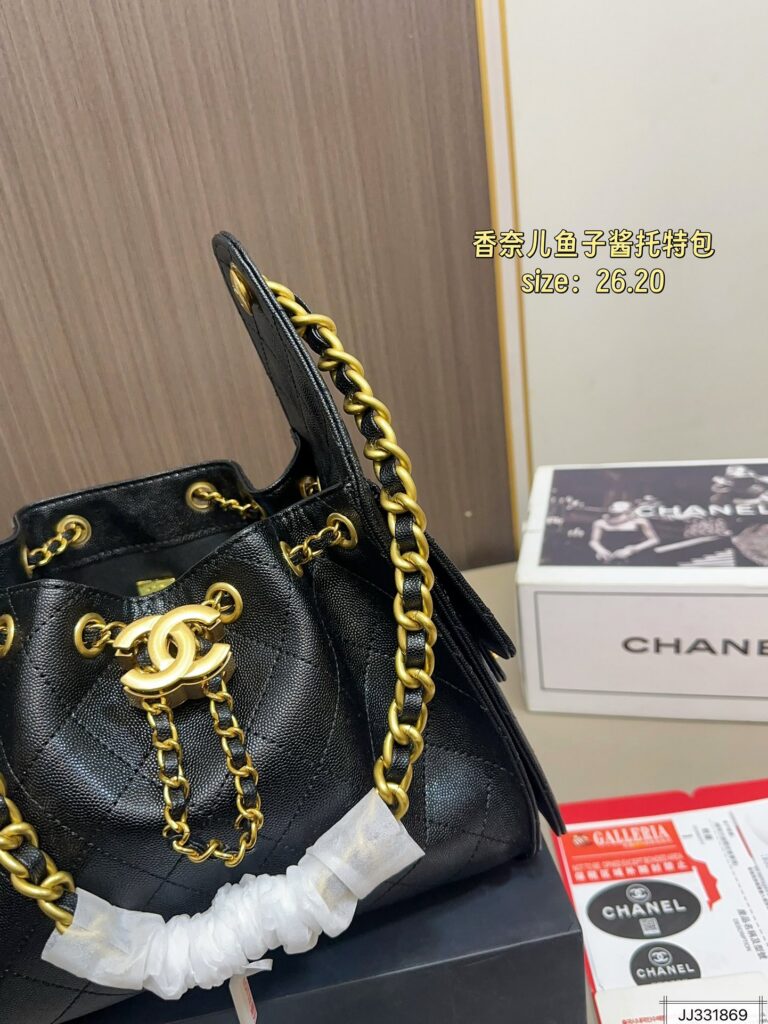 Chanel 170 26 20 Tote Bag editorial product context 3