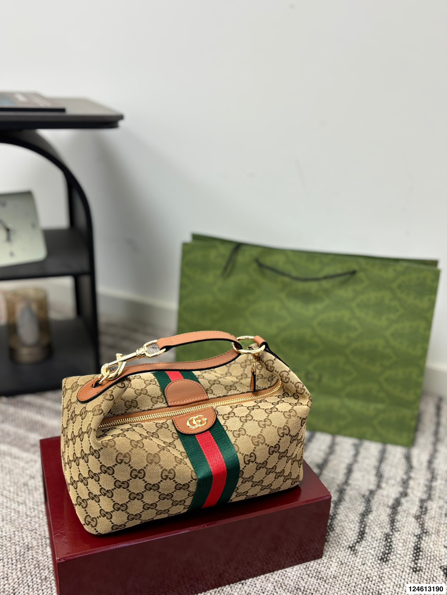 Gucci P115 27 20 Vanity GG Supreme WEB OK Bag