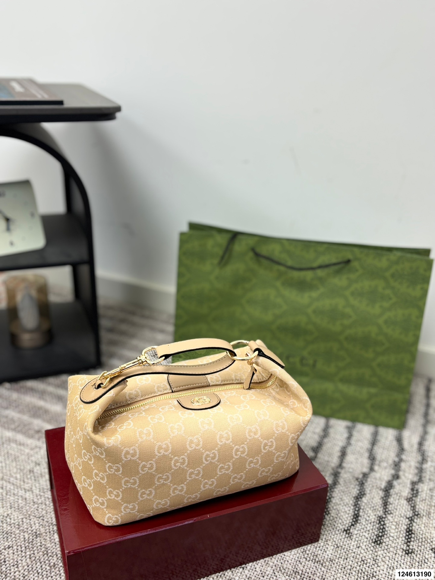 Gucci P115 27 20 Vanity GG Supreme WEB OK Bag