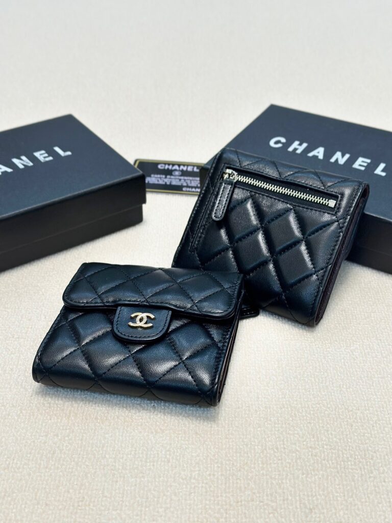 Chanel Black Leather Bag 12 x 10 cm editorial product context 2