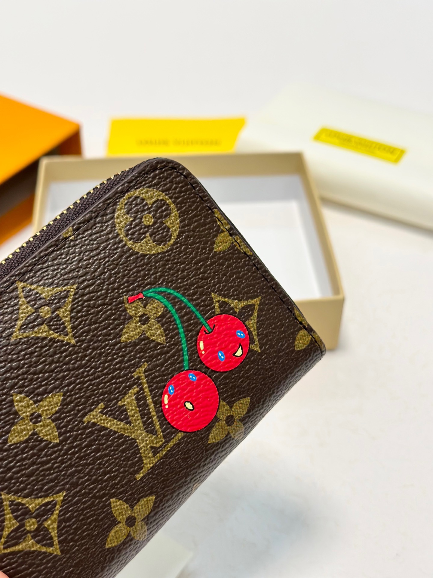 Luxury P70 X8 Card Holder