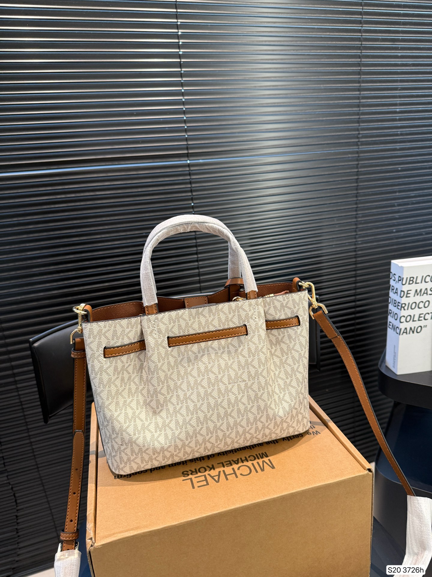 Luxury P135 MK 24 18 3726 Mini Clutch