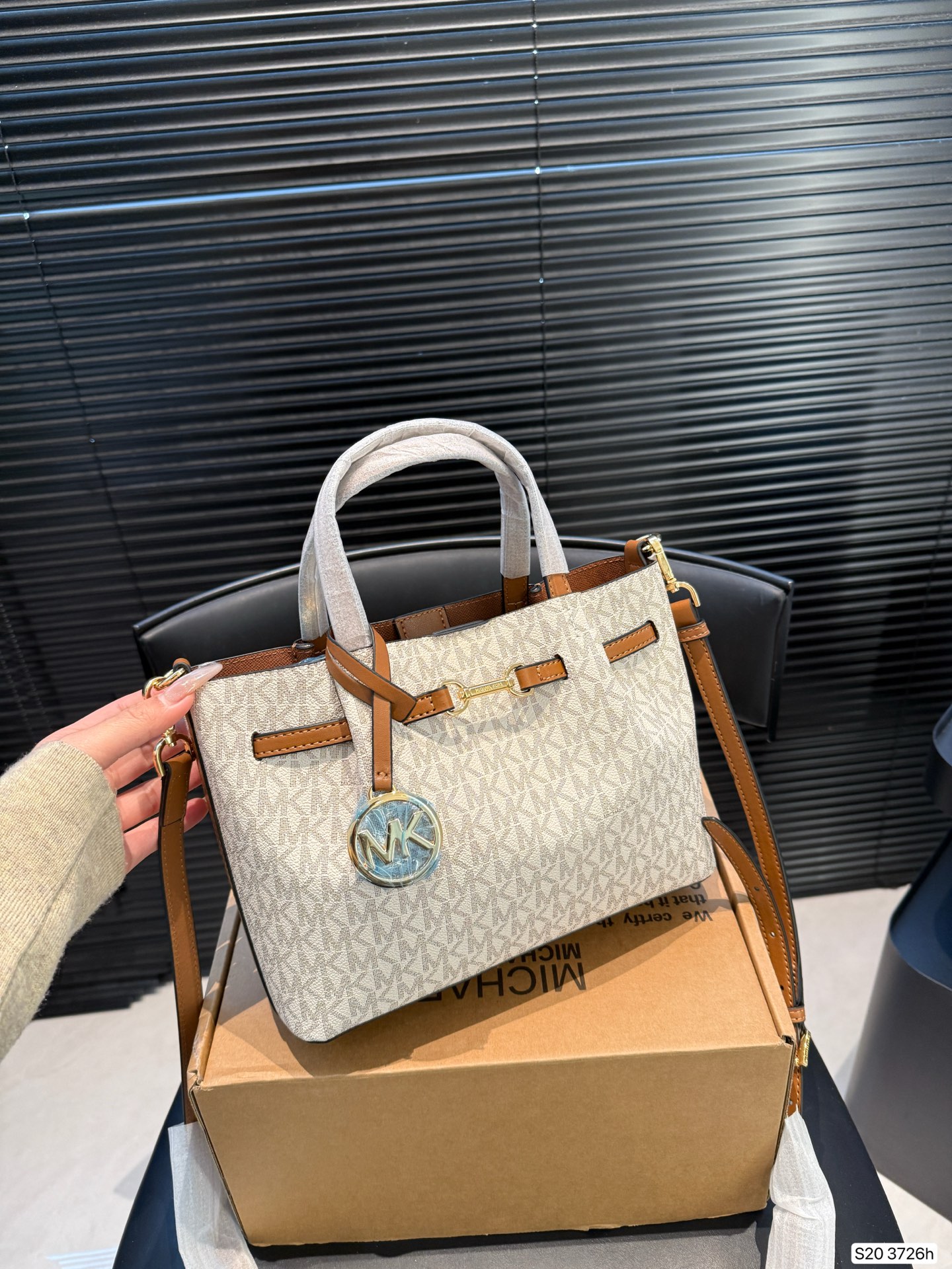 Luxury P135 MK 24 18 3726 Mini Clutch