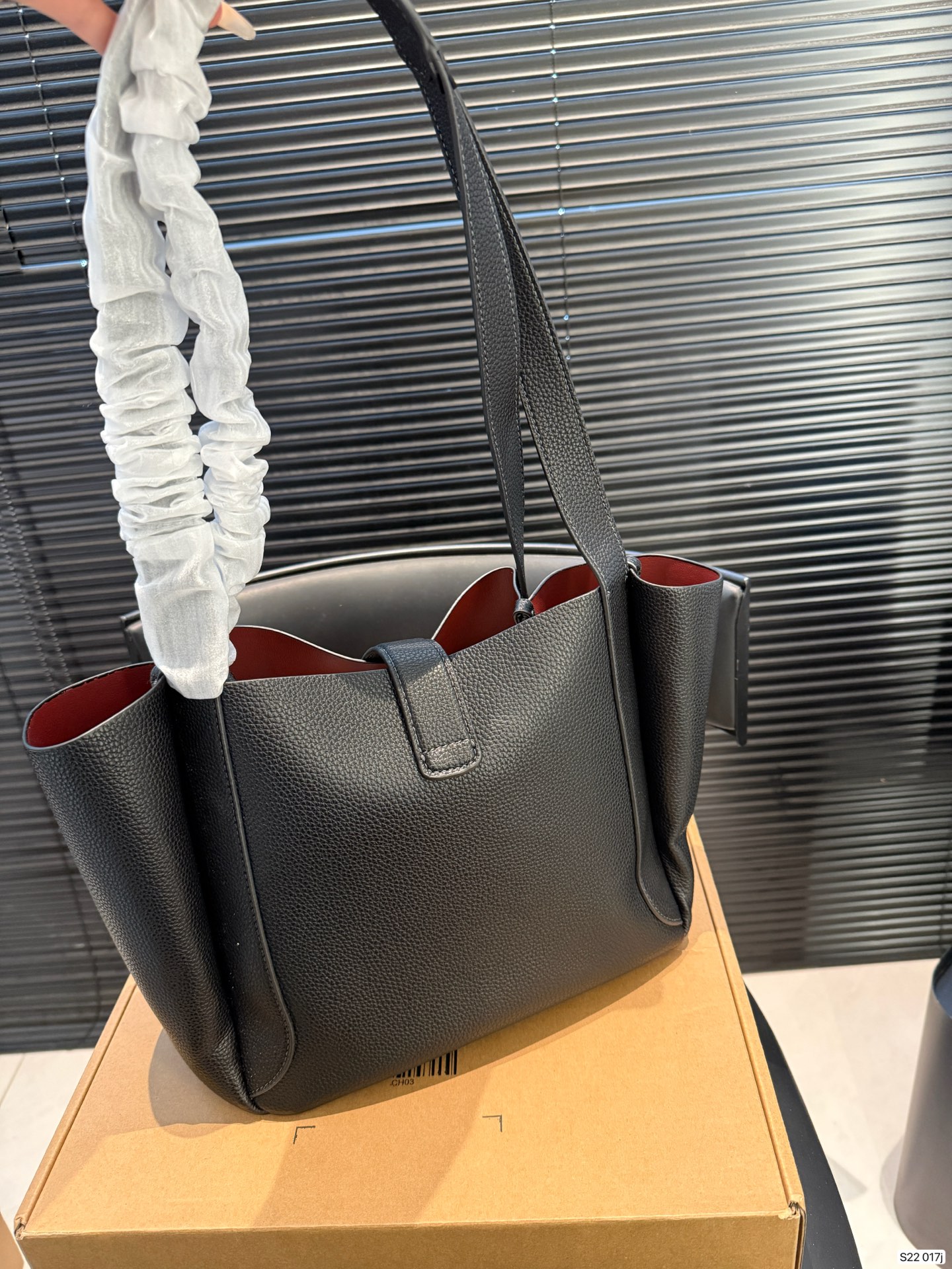 Coach P145 25 24 017 Tote Bag