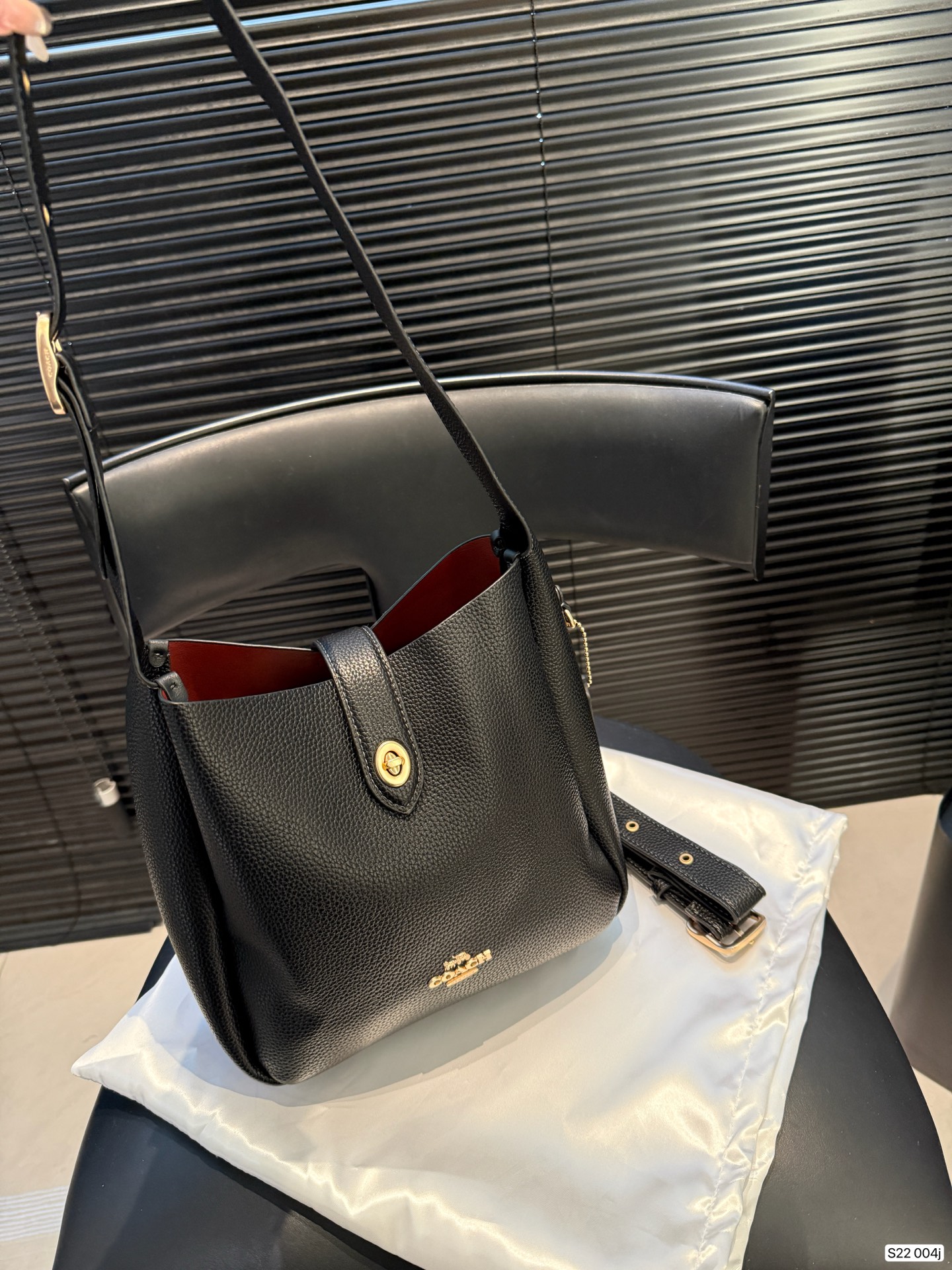 Coach P145 Hadley 23 21 004 Bag