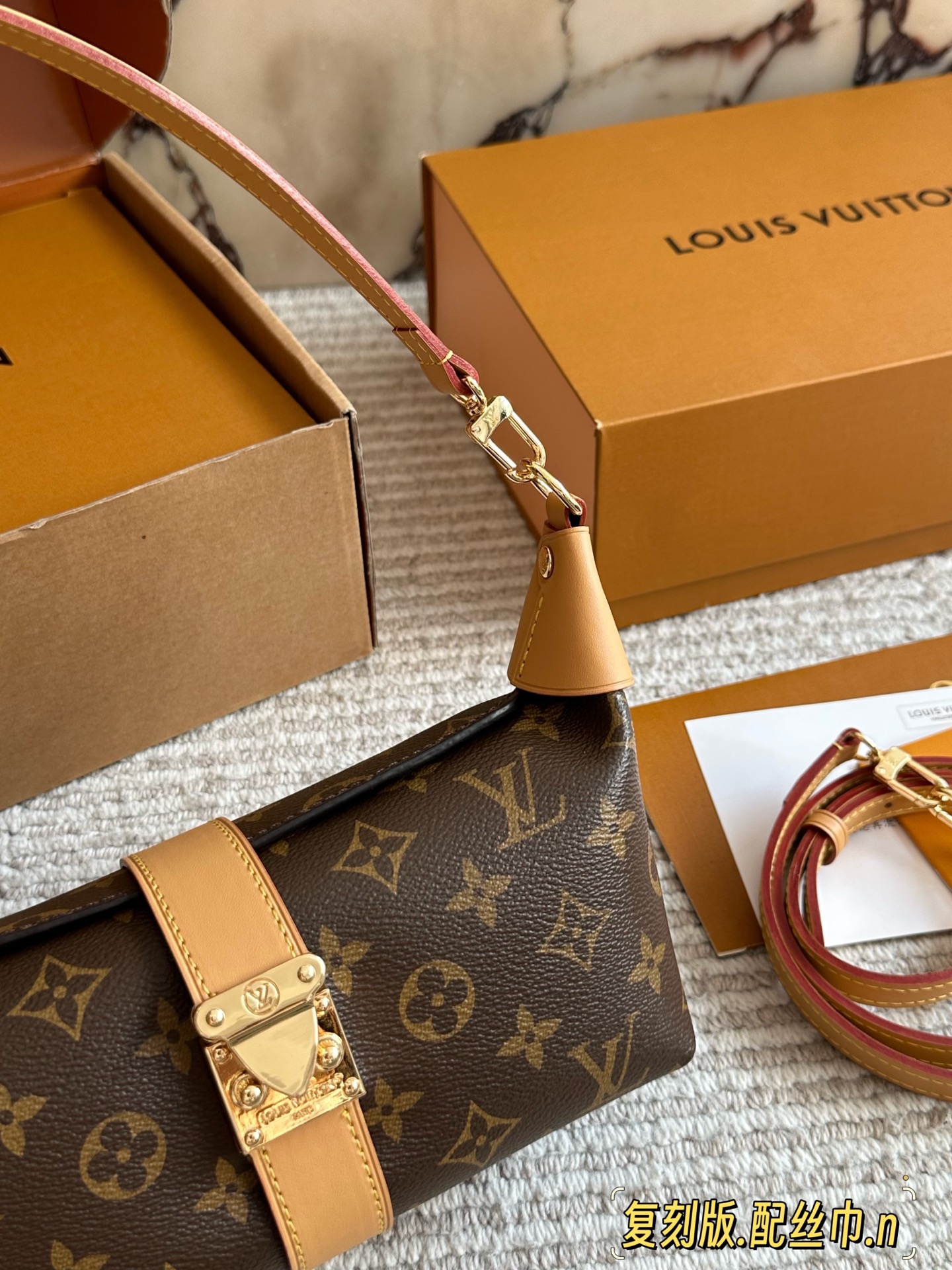 Luxury 185 size 21 MIA Bag