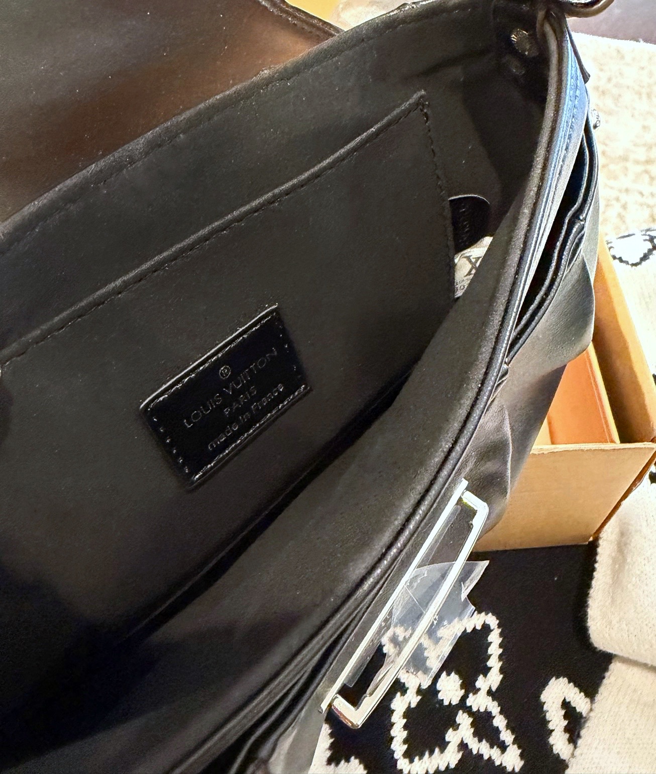 Louis Vuitton p135 Sunset 27 Bag