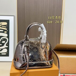 Louis Vuitton 130 Alma 24 18 Handbag