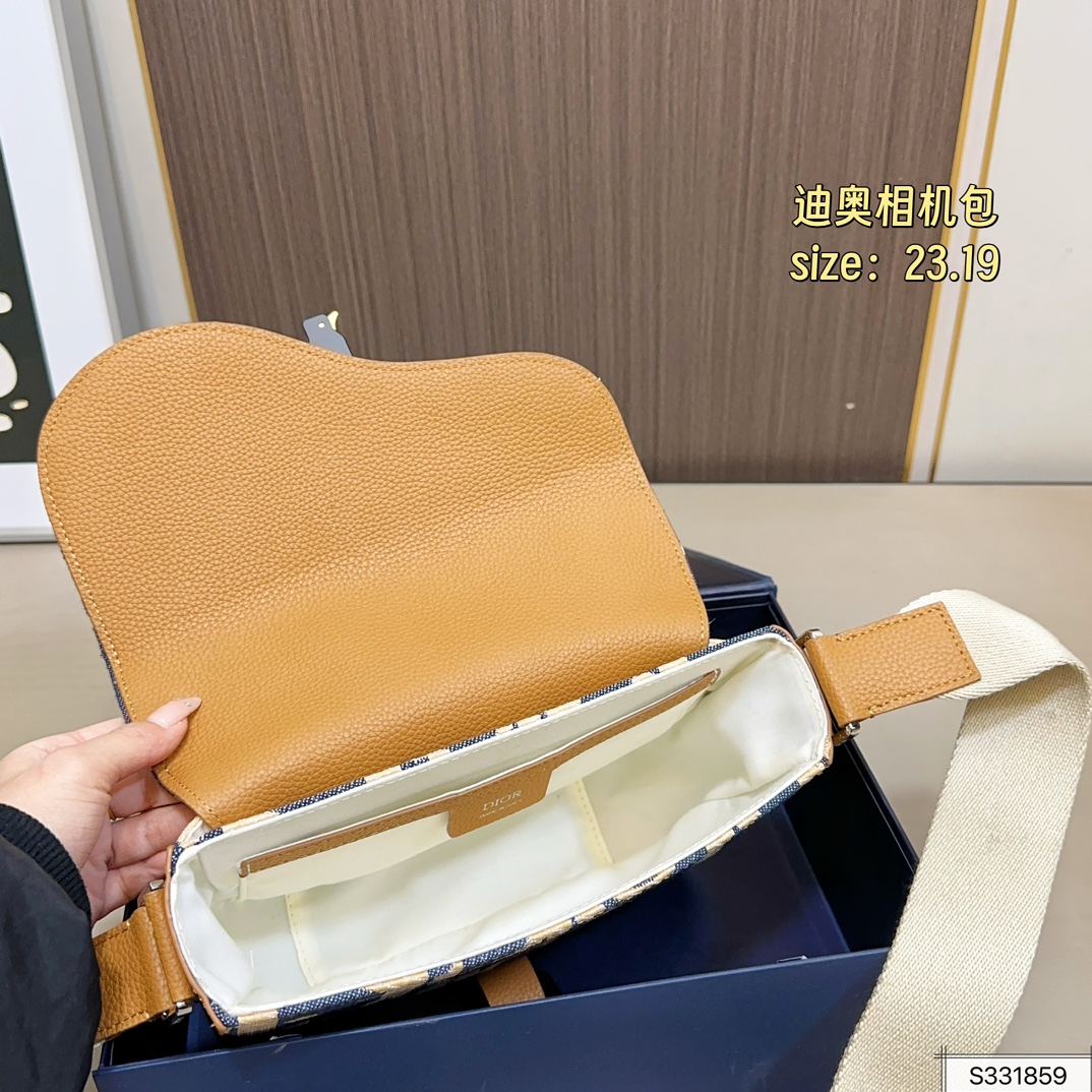 Dior 160 LA 23 19 Bag
